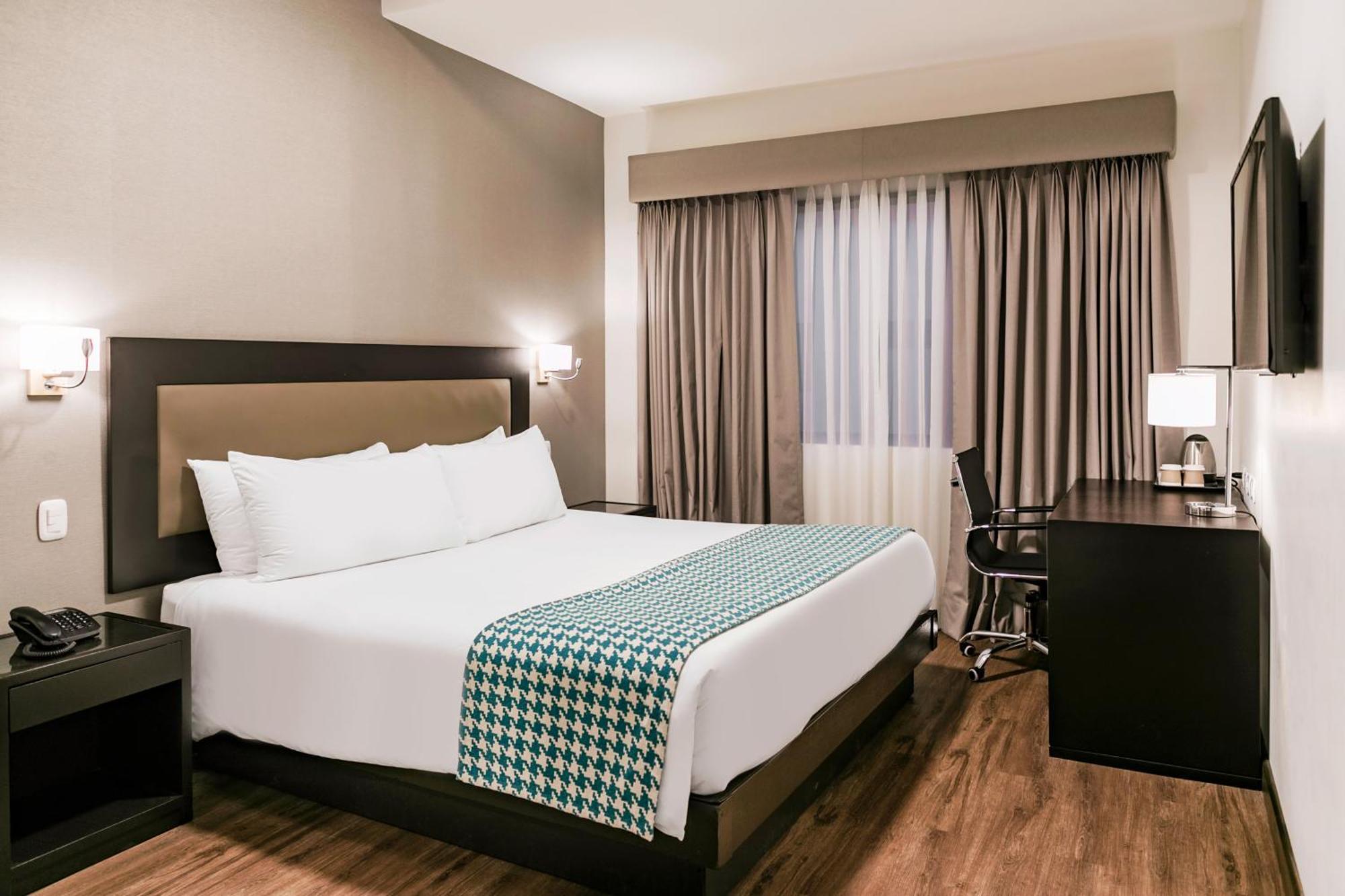 מלון Wyndham Costa Del Sol פיורה מראה חיצוני תמונה