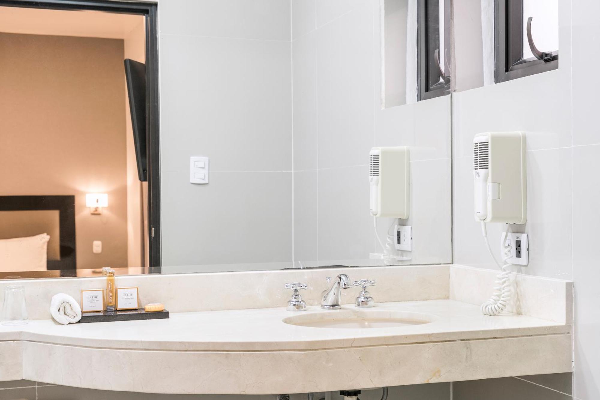 מלון Wyndham Costa Del Sol פיורה מראה חיצוני תמונה